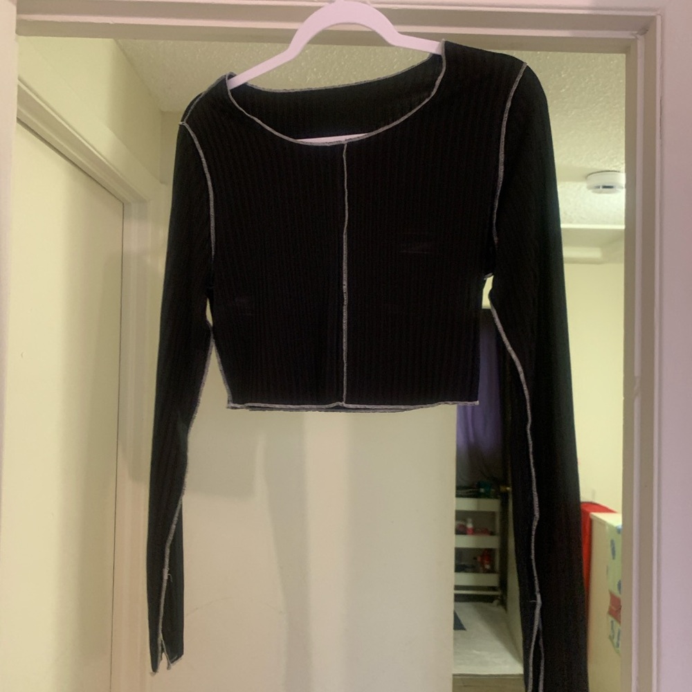SHEIN Black Contrast Stitch Crop Top